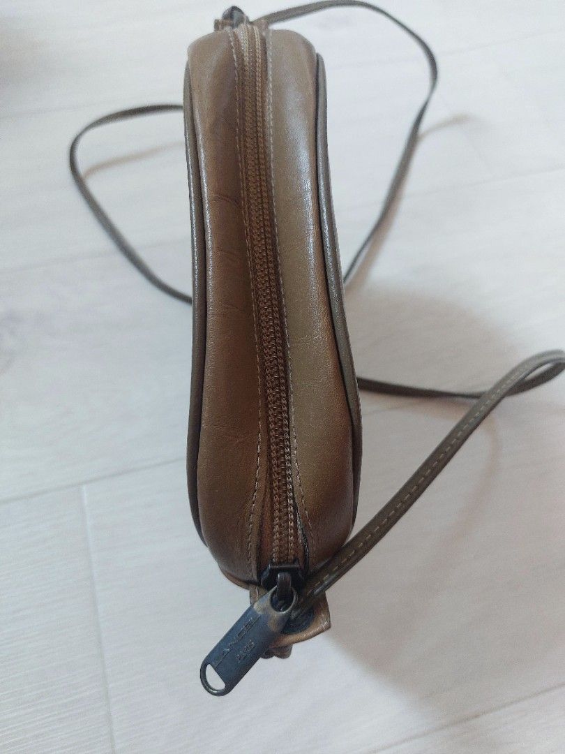 Lancel Sling Bag (Category: Luxury Bags & Wallets) located in Muntinlupa City. Submitted by sakurambo_des (Listing ID 1416483706, Image 3). Description: Lancel Vintage Sling Bag Genuine Leather in very good condition..