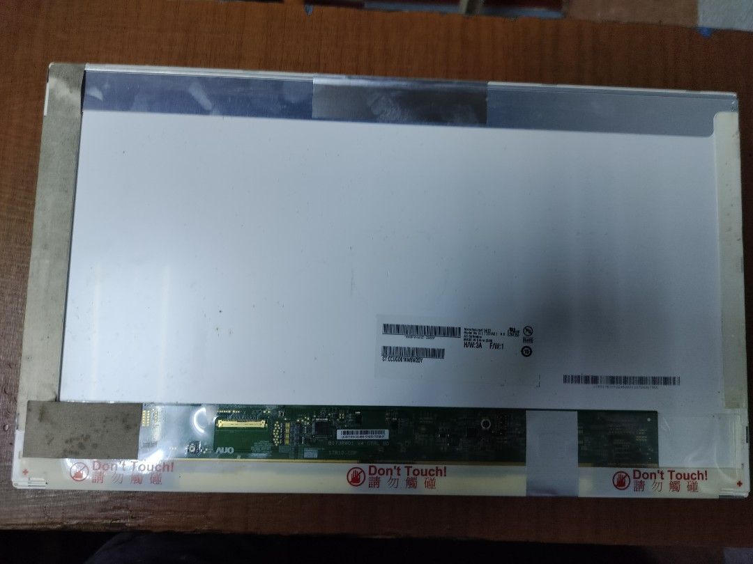 Laptop lcd 17.3" and 14" (Category: Laptops & Notebooks) located in Las Pinas. Submitted by digitalnethopya (Listing ID 1416498278, Image 3). Description: for sale laptop lcd 17.3' 40 pin and 14.0 40 pin.