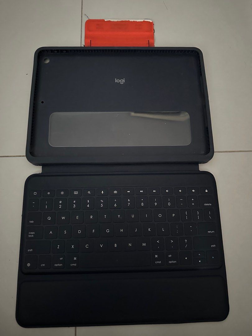 Logitech Rugged Combo 3 iPad Keyboard Case, Mobile Phones & Gadgets ...