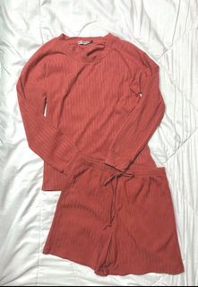(Category: ) located in . Submitted by _theoldwardrobe (Listing ID 1416596284, Image 1). Description: .