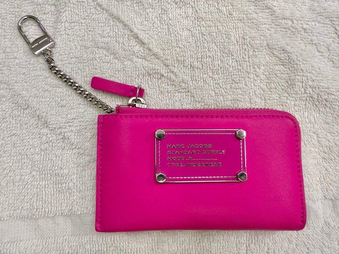 Hot pink Marc Jacobs Standard Supply Card Case (Category: Luxury Bags & Wallets) located in Tanza. Submitted by awesomeshopper (Listing ID 1416608501, Image 2). Description: Used a couple of times. bought from US . Fuchsia in color. 6 card slots in total. RFS: Need fund.