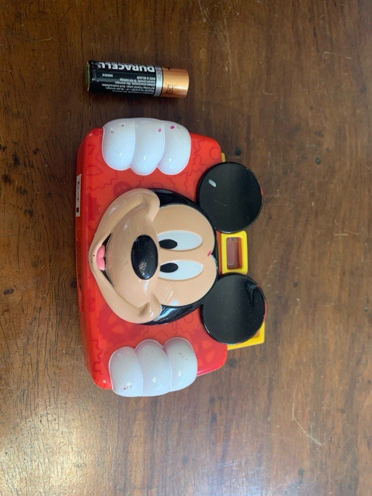 Mickey Mouse Camera - Talking (Category: Cameras) located in Carmona. Submitted by bihira (Listing ID 1416458259, Image 1). Description: Mickey Mouse Camera - Talking - as is condition - working gimmiks - working sounds - authentic disney merch.
