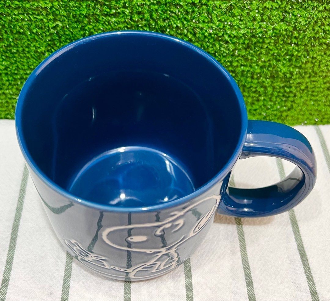 Peanuts Snoopy Ceramic Big Mug (Category: Coffee & Tea Tableware) located in Binan City. Submitted by mayjhe (Listing ID 1416638177, Image 2). Description: 💛 For Sale 💛 🌸 Peanuts Snoopy 🍀 Ceramic Big Mug 💰 Price is ₱ 675.00 👉 Other details posted 🇵🇭 Location Biñan Laguna 🛵 Courier J& T and Lalamove 📋 Shipping by schedule 📍 NO COD & COP 📌 All items are carefully packed and labeled with Fragile stickers for breakable goods. However, onc
