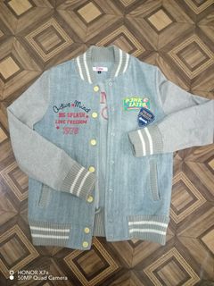 (Category: ) located in . Submitted by cha86_preloved (Listing ID 1416607172, Image 1). Description: .