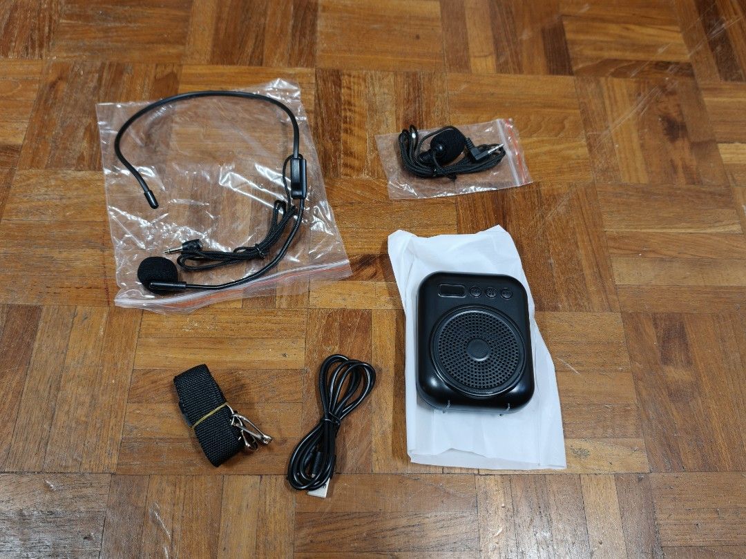 Portable Voice Amplifier with Headset Microphone65151037773954111