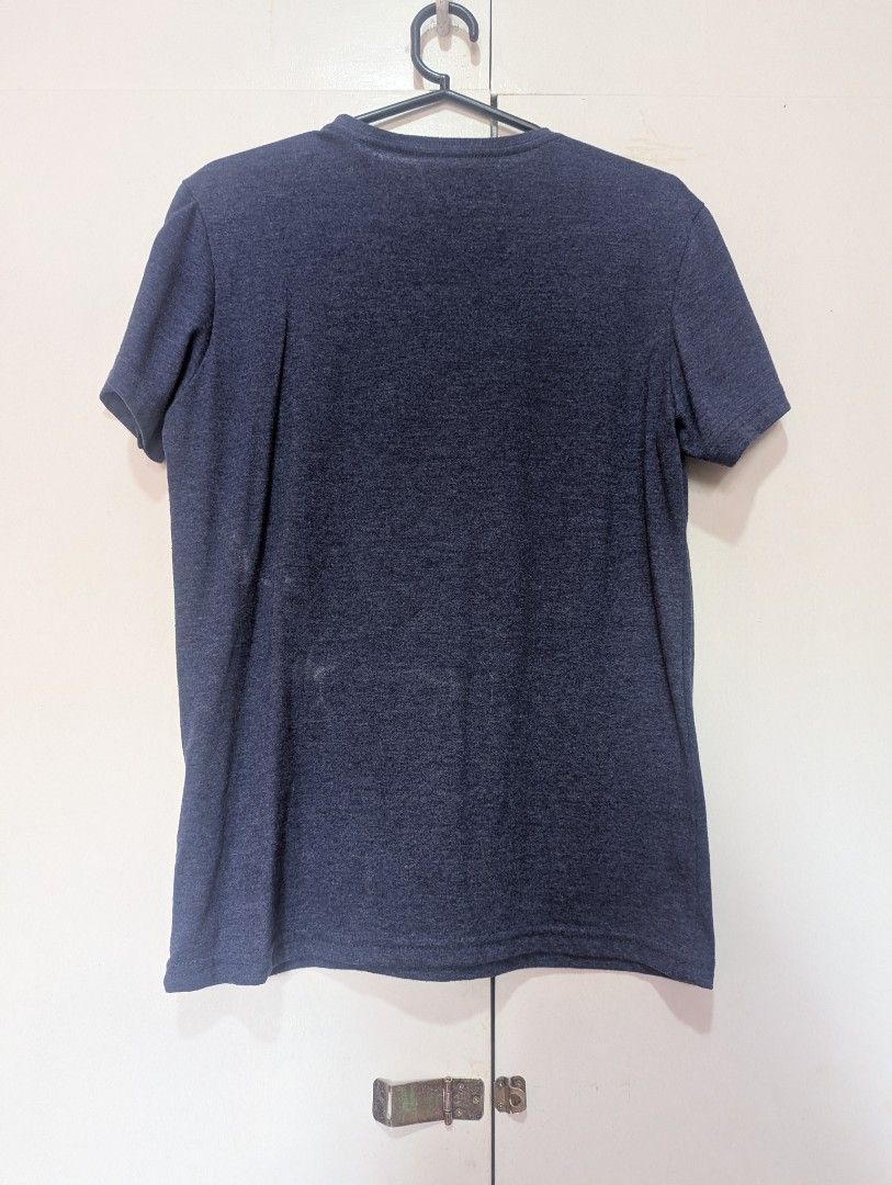 Preloved Pink Floyd Tour shirt (Category: Blouses) located in Quezon City. Submitted by mjmixedbag (Listing ID 1416466061, Image 2). Description: pre loved large.
