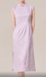 (Category: ) located in . Submitted by cloudwardrobe (Listing ID 1416506524, Image 1). Description: .