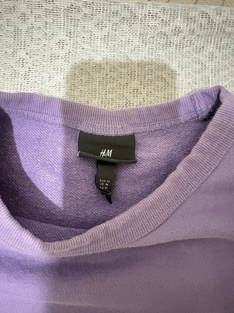 Purple Sweater (Category: Coats, Jackets and Outerwear) located in Bacolor. Submitted by ri.declutters (Listing ID 1416598111, Image 3). Description: 💌 Location: Pampanga 💌 Preloved/Decluterring 💌 Shipping fee varies depending on your location 💌 MOD: Gcash or BDO 💌 Lalamove/JNT 💌 No rush shipping.