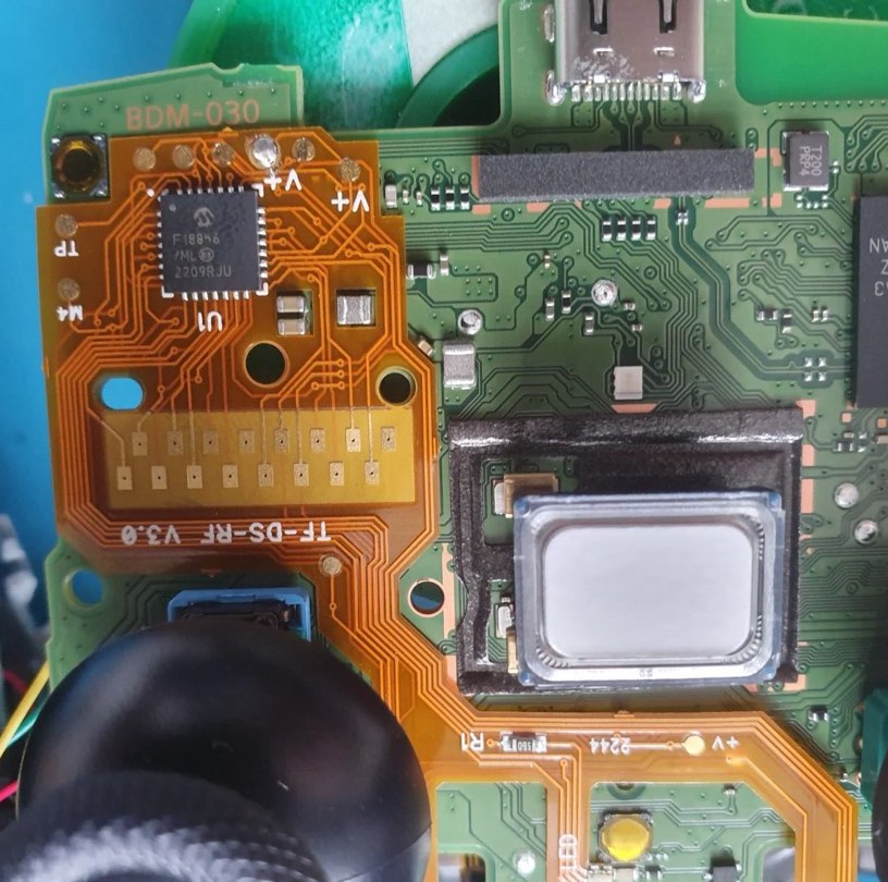 Rapid Fire Modchip Installation on PS5 Controller (Dualsense 5), Video ...