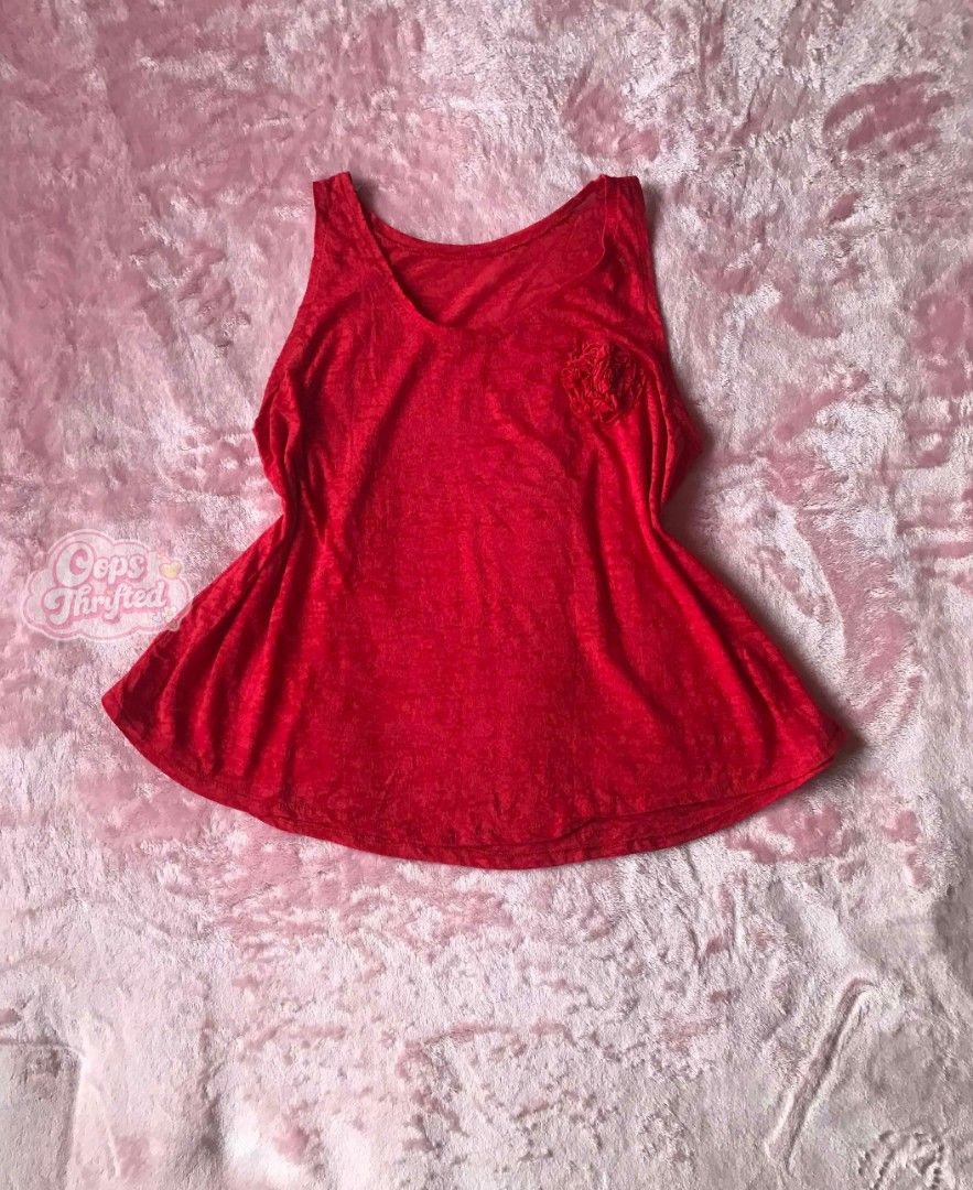 Red V-Neck Tank Top (Category: Sleeveless) located in Cebu City. Submitted by alwayssecondoption (Listing ID 1416519589, Image 1). Description: Pre-owned item from my personal wardrobe (not thrifted/ukay). Well taken care of, in good condition. RFS: Decluttering.
