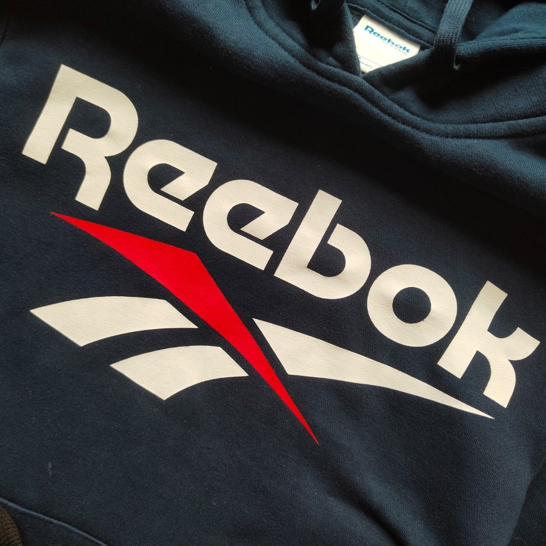 Reebok Identity Big Logo Hoodie (Category: Hoodies) located in Solano. Submitted by loopnfound (Listing ID 1416498091, Image 2). Description: .