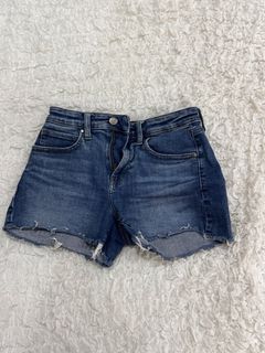 (Category: ) located in . Submitted by rewoven (Listing ID 1416476672, Image 1). Description: .