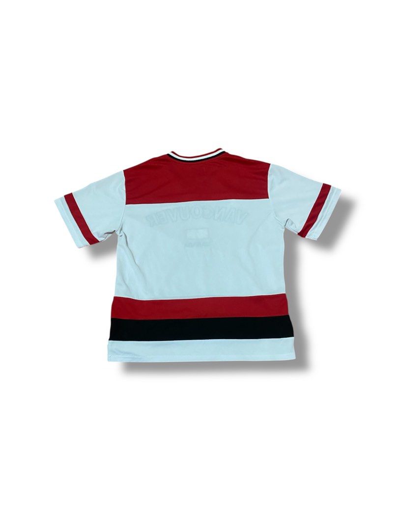 Vancouver Canada hockey jersey (Category: Tshirts & Polo Shirts ) located in Angeles City. Submitted by unseenthreads (Listing ID 1416612237, Image 3). Description: Medium on tag.