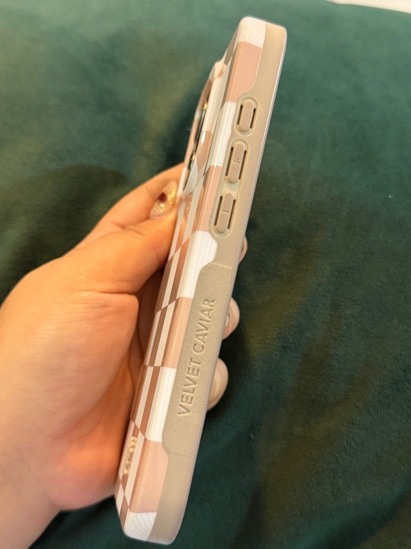 Velvet Caviar Nude Checker Case (Iphone 15 Pro) (Category: Cases & Sleeves) located in Quezon City. Submitted by racollo (Listing ID 1416565732, Image 3). Description: RFS : Phone upgrade Condition : Lightly used.