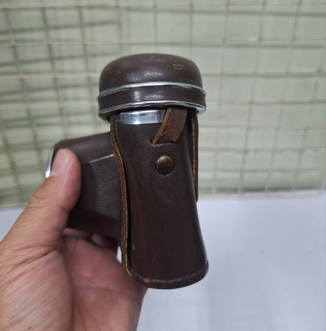 Vintage USSR Leather Camera Case (Category: Camera Bags & Carriers) located in Makati City. Submitted by telractrading (Listing ID 1416598870, Image 2). Description: Vintage USSR Leather Camera Case Germany pang collection na lang po or pwede pa din naman magamit diko lang sure kung ano camera compatible.