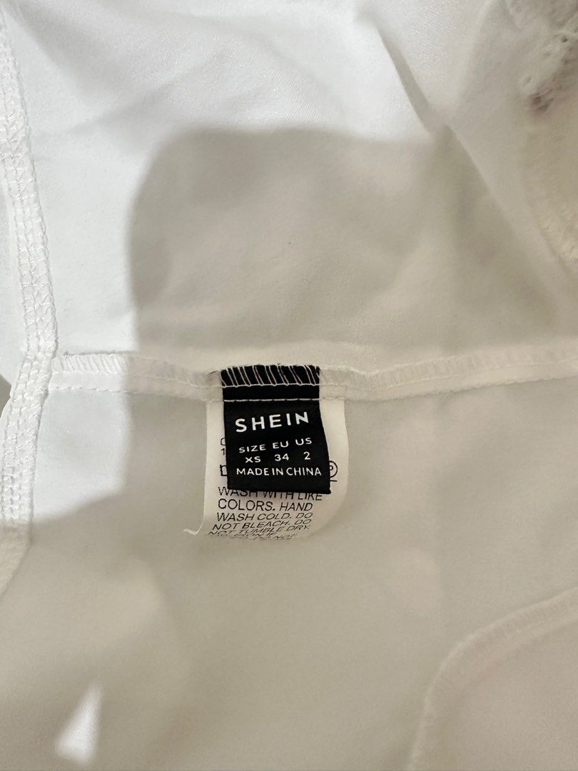 White Croptop (Category: Blouses) located in Bacolor. Submitted by ri.declutters (Listing ID 1416596696, Image 3). Description: 💌 Location: Pampanga 💌 Preloved/Decluterring 💌 Shipping fee varies depending on your location 💌 MOD: Gcash or BDO 💌 Lalamove/JNT 💌 No rush shipping.