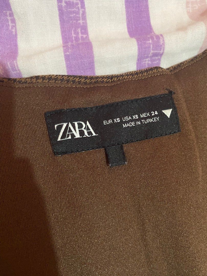 ZARA Brown Sleeveless Blouse (Category: Blouses) located in Manila. Submitted by rmdln (Listing ID 1416515551, Image 2). Description: .
