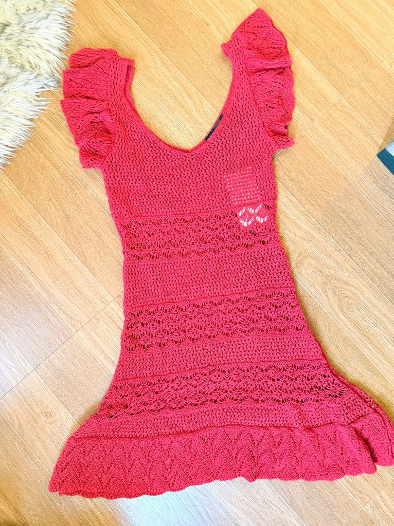 Zara Crochet Dress - Size M (Category: Dresses) located in Quezon City. Submitted by thedribbles (Listing ID 1416533466, Image 1). Description: - Zara crochet dress - Size M - V-neckline - Ruffle sleeves - Intricate crochet detailing - Flared hem - Vibrant red color.
