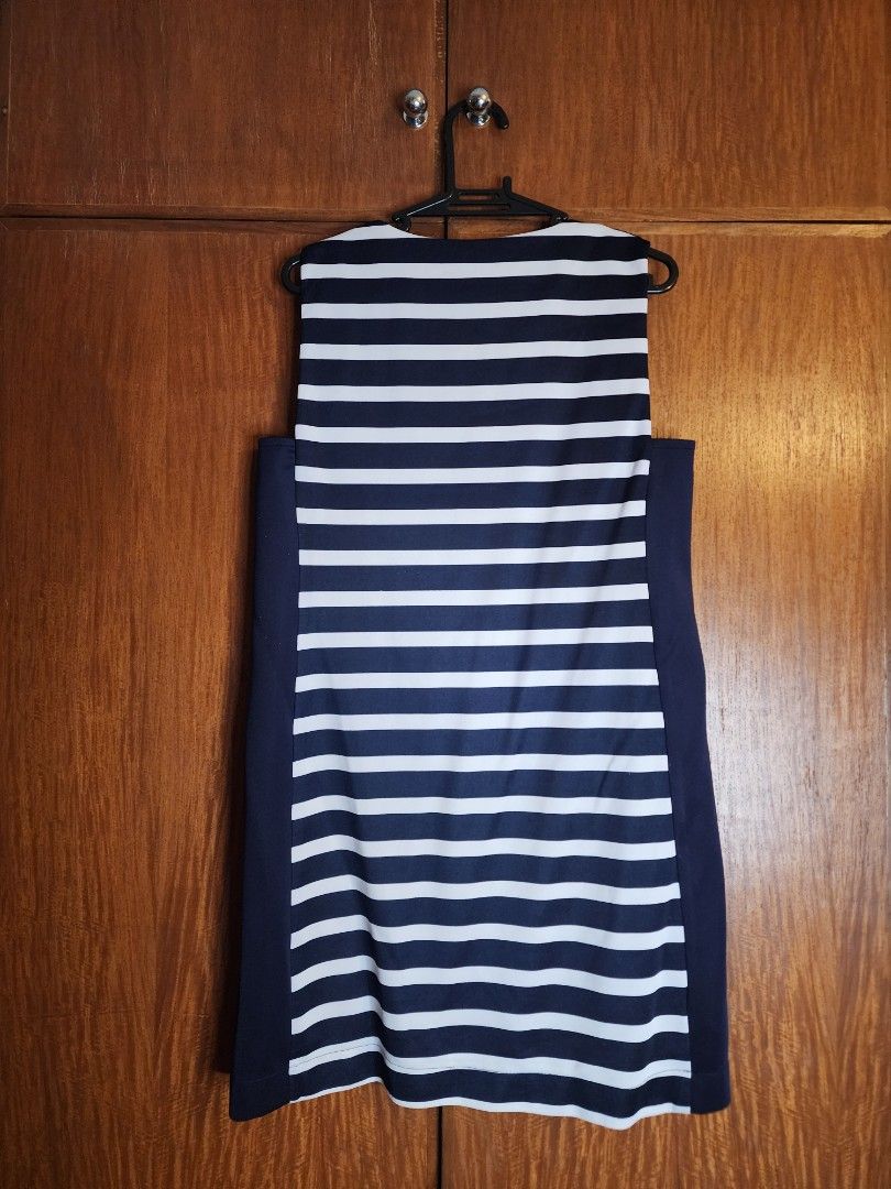 ZARA STRIPED DRESS (Category: Dresses) located in Muntinlupa City. Submitted by trishdlf (Listing ID 1416571950, Image 2). Description: - Zara striped shift dress - Color: Navy blue and white - Button details - V-neck - Size: M Discounts for 3 or more items MOP: BPI/Gcash Shipping thru Gogoxpress c/o buyer .