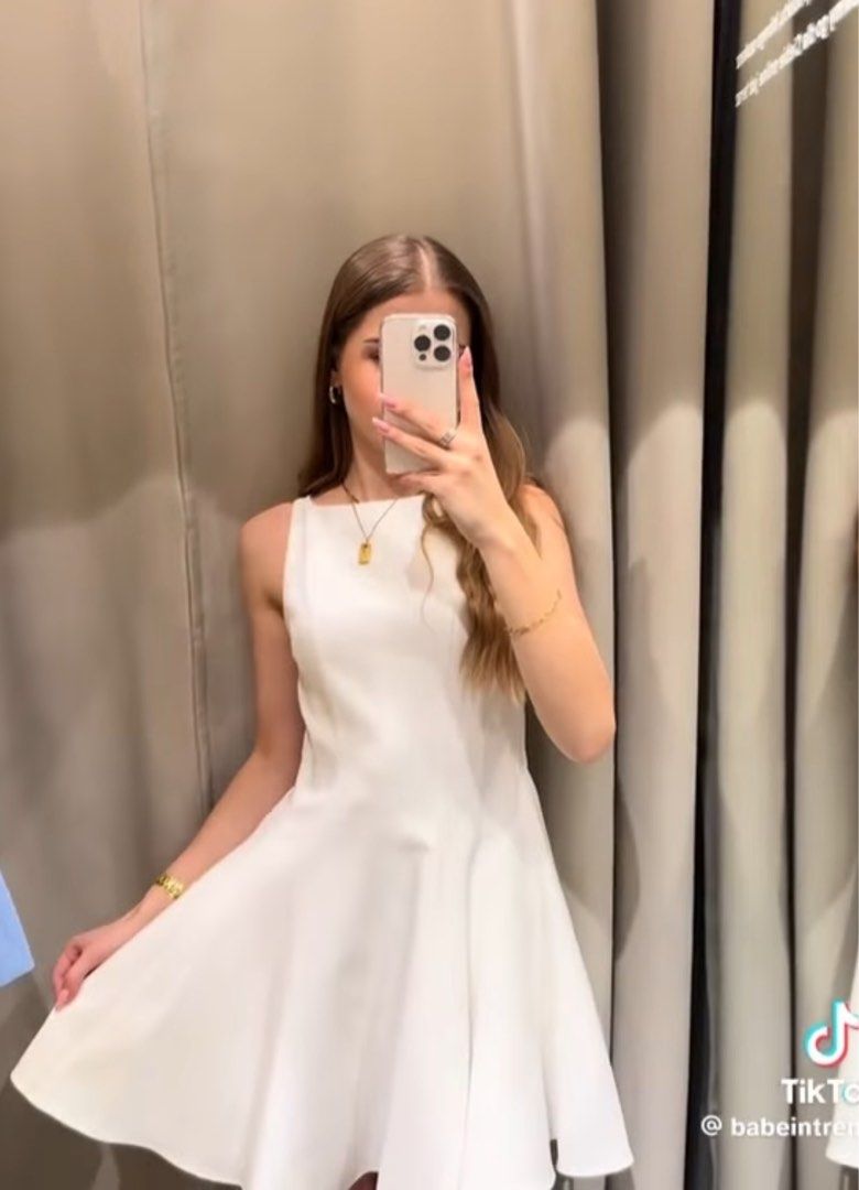 Zara White Halter Dress (Category: Dresses) located in Valenzuela. Submitted by andreaa1 (Listing ID 1416447262, Image 1). Description: - Zara white halter godet dress.
