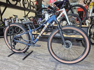 (Category: ) located in . Submitted by bikecontrol (Listing ID 1413106952, Image 1). Description: .