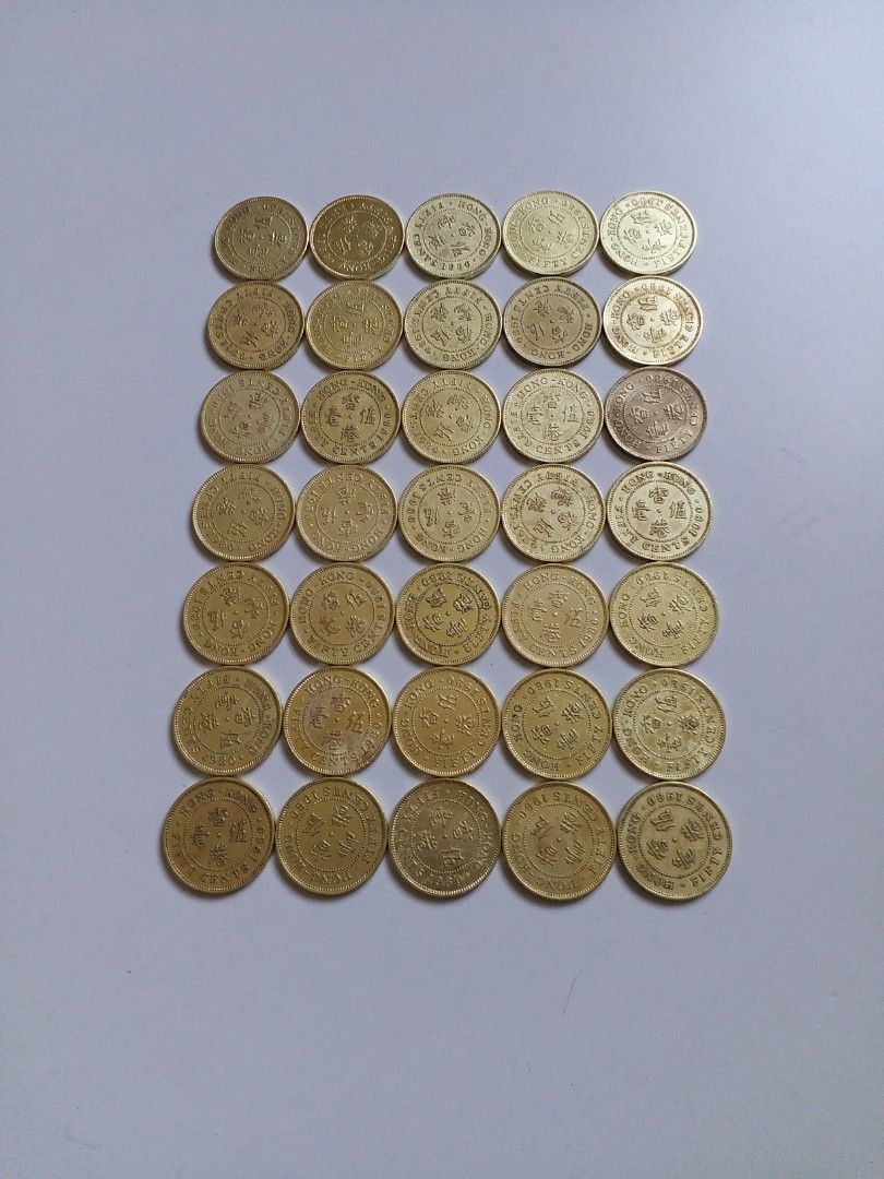 香港:前殖民地:(銅5毫硬幣):風水錢:1980年:小皇冠:女王頭:共35個, 興趣及遊戲, 收藏品及紀念品, 錢幣- Carousell