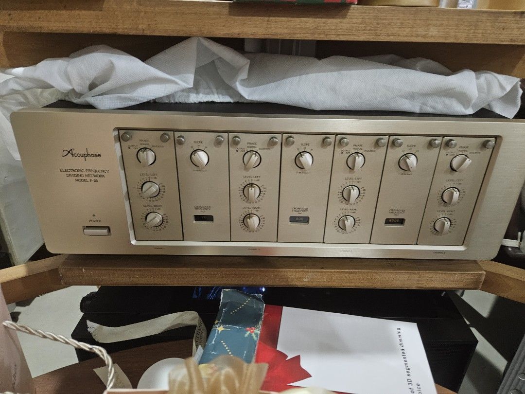 Accuphase Electronic Crossover Model F-25, Audio, Other Audio Equipment ...