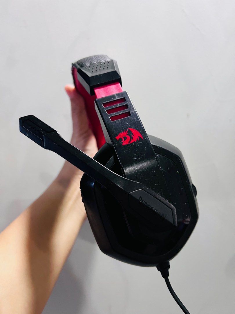 Affordable REDRAGON H120 Gaming Headset 😍👌🏻 (Category: Headphones & Headsets) located in Malolos. Submitted by afford.japan (Listing ID 1413201472, Image 1). Description: Affordable REDRAGON H120 Gaming Headset 😍👌🏻.