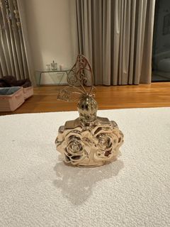 (Category: ) located in . Submitted by jonathan_tan280 (Listing ID 1413149895, Image 1). Description: .