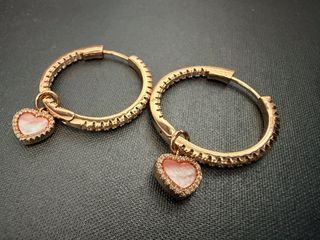 (Category: ) located in . Submitted by crystalsbuy (Listing ID 1413208396, Image 1). Description: .