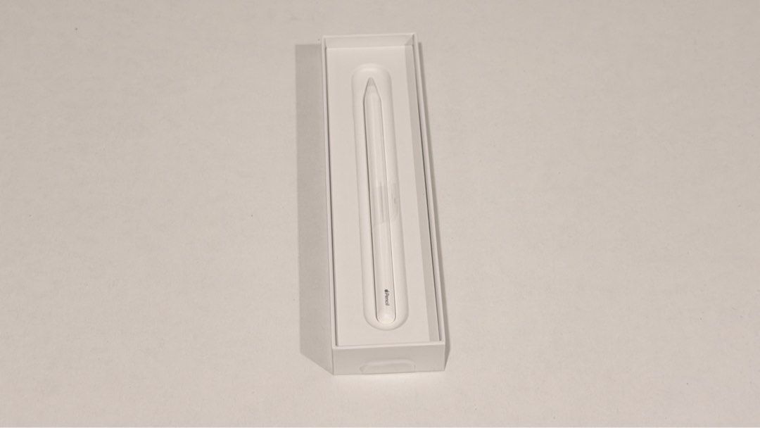 Apple Pencil Pro (Category: Other Mobile & Gadget Accessories) located in Cebu City. Submitted by good_find (Listing ID 1413137231, Image 3). Description: Complete package and in great condition Meet up: Ayala Center Cebu LBC COD Shipping is shouldered by buyer .
