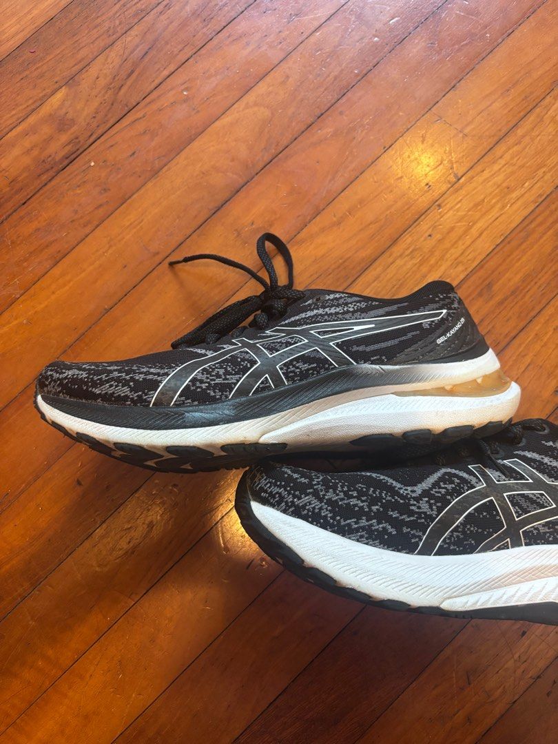 Asics Gel-Kayano 29 Running Shoes - Black (Category: Sneakers) located in Singapore. Submitted by midorimovement (Listing ID 1413052506, Image 3). Description: Lightly used ASICS running shoes in great condition. Comfortable, supportive, and breathable — perfect for jogging, gym workouts, or casual wear. Details: • Brand: ASICS • Colour: Black with white sole • Condition: Well cared for, no major wear • Sole still bouncy, grip intact • Clean inte