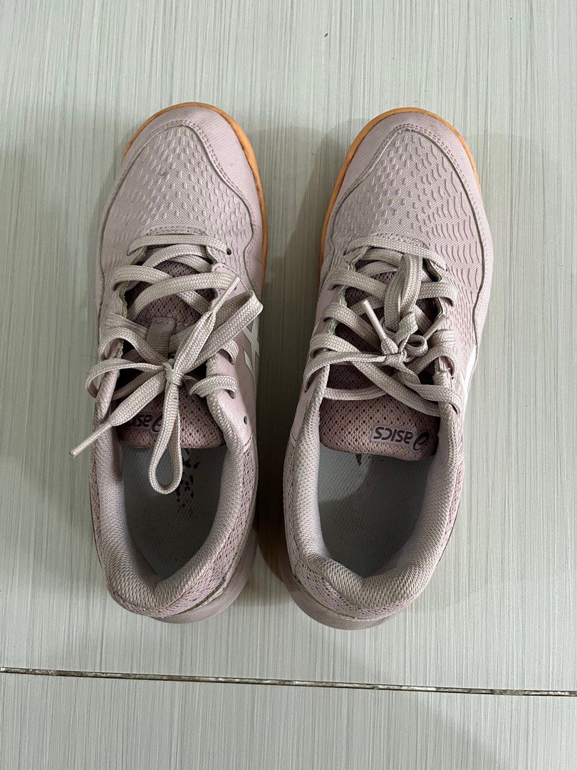 Asics Women's Shoes (Category: Sneakers) located in Manila. Submitted by kat42s (Listing ID 1413146001, Image 1). Description: - size is in men’s but this fits US 8 women. - perfect for tennis/padel/pickleball.