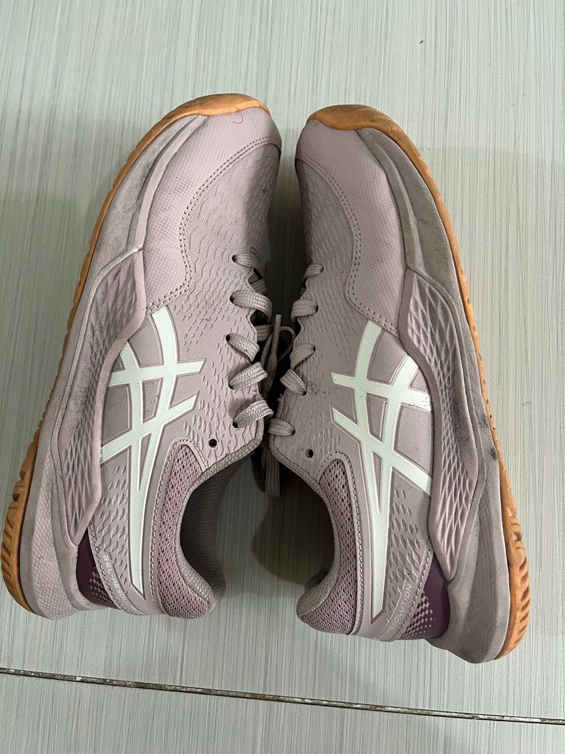Asics Women's Shoes (Category: Sneakers) located in Manila. Submitted by kat42s (Listing ID 1413146001, Image 3). Description: - size is in men’s but this fits US 8 women. - perfect for tennis/padel/pickleball.