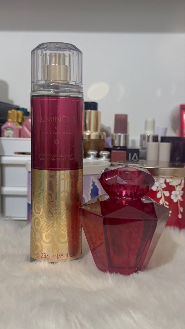 BBW luminous mist and perfume (Flowerbomb alternative) (Category: Fragrance & Deodorants) located in Pasig City. Submitted by jjap28 (Listing ID 1413141385, Image 1). Description: Few sprays missing for both. alternative to VR flowerbomb na favorite ni bea alonzo. Bought both at 4,800 sa bbw megamall no box both ₱1,800 nlng this bundle Pick up via lalamove or grab: 📍 Bali Oasis phase 2, Santolan pasig.