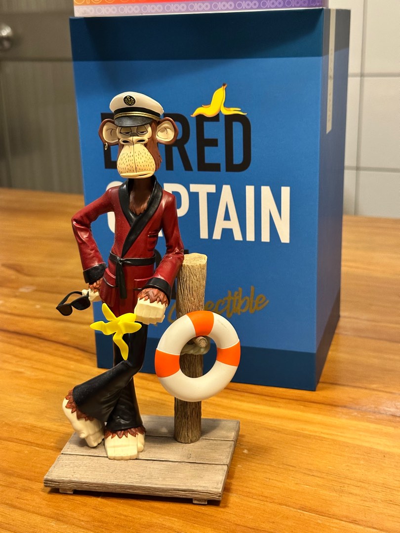 Bored Captain 無聊猿NFT猴子1/8 公仔, 書籍、休閒與玩具, 玩具、公仔、桌遊在旋轉拍賣