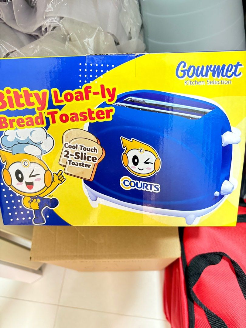 Bread toaster (Category: Other Home Appliances) located in Singapore. Submitted by jas1freedom (Listing ID 1413046750, Image 1). Description: .