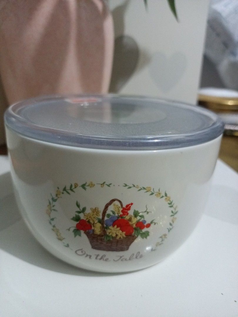 Ceramic container (Category: Food Organization & Storage) located in Cavite. Submitted by hammy18 (Listing ID 1413180519, Image 1). Description: .