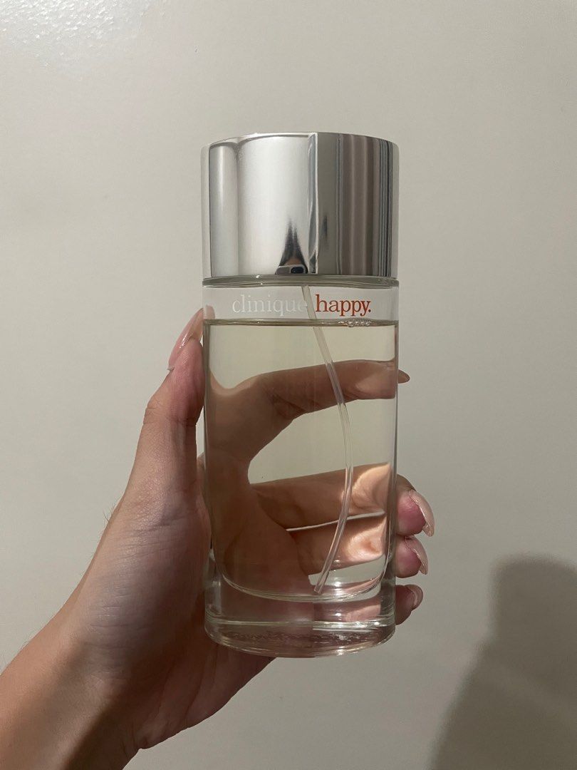 Clinique Happy Perfume 100ml (ORIGINAL) (Category: Fragrance & Deodorants) located in Quezon City. Submitted by ypreloveddd (Listing ID 1413164710, Image 2). Description: (rush) no box included mop: gcash/bank transfer mod: lalamove.