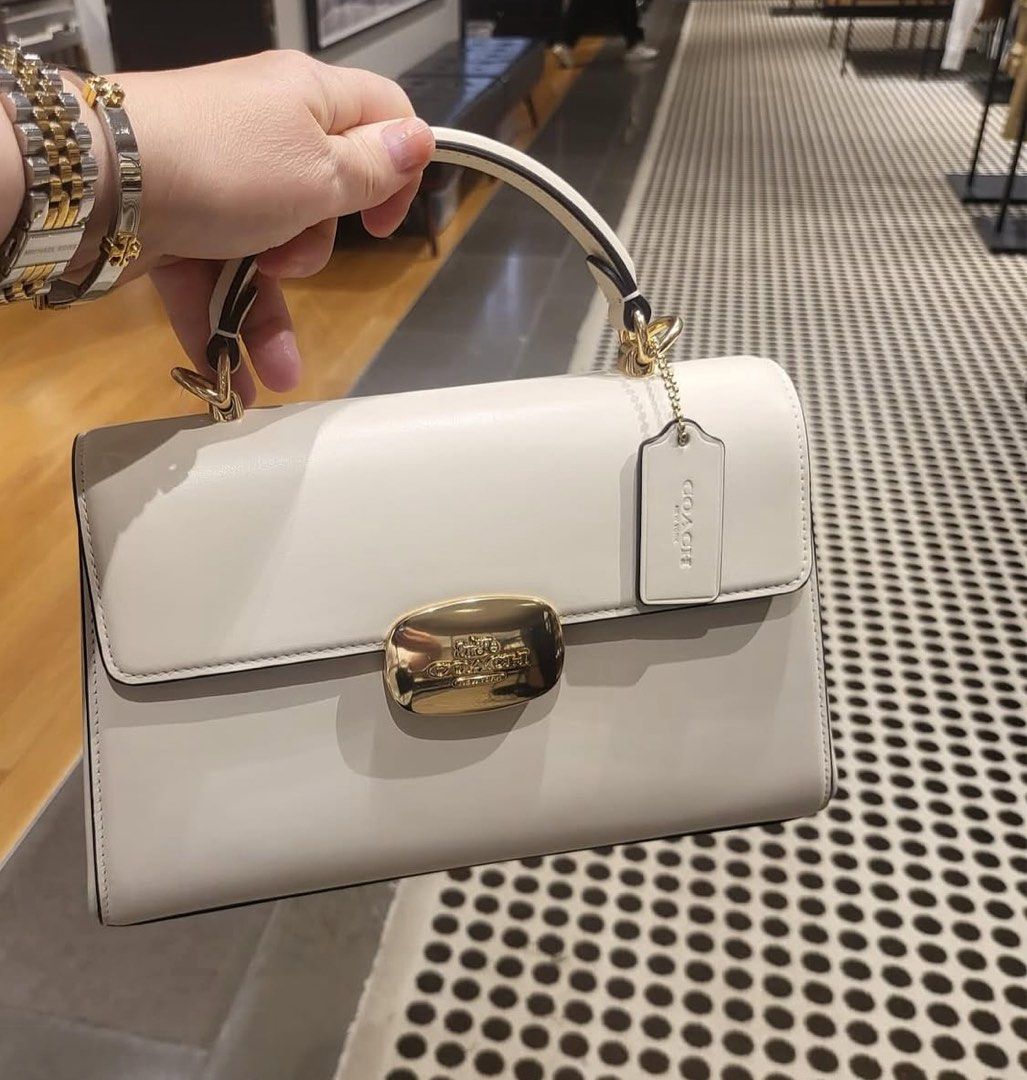 Coach eliza top handle (Category: Luxury Bags & Wallets) located in Calamba. Submitted by biyanggg (Listing ID 1413114570, Image 3). Description: Plus sf Sealed Lalamove ready.