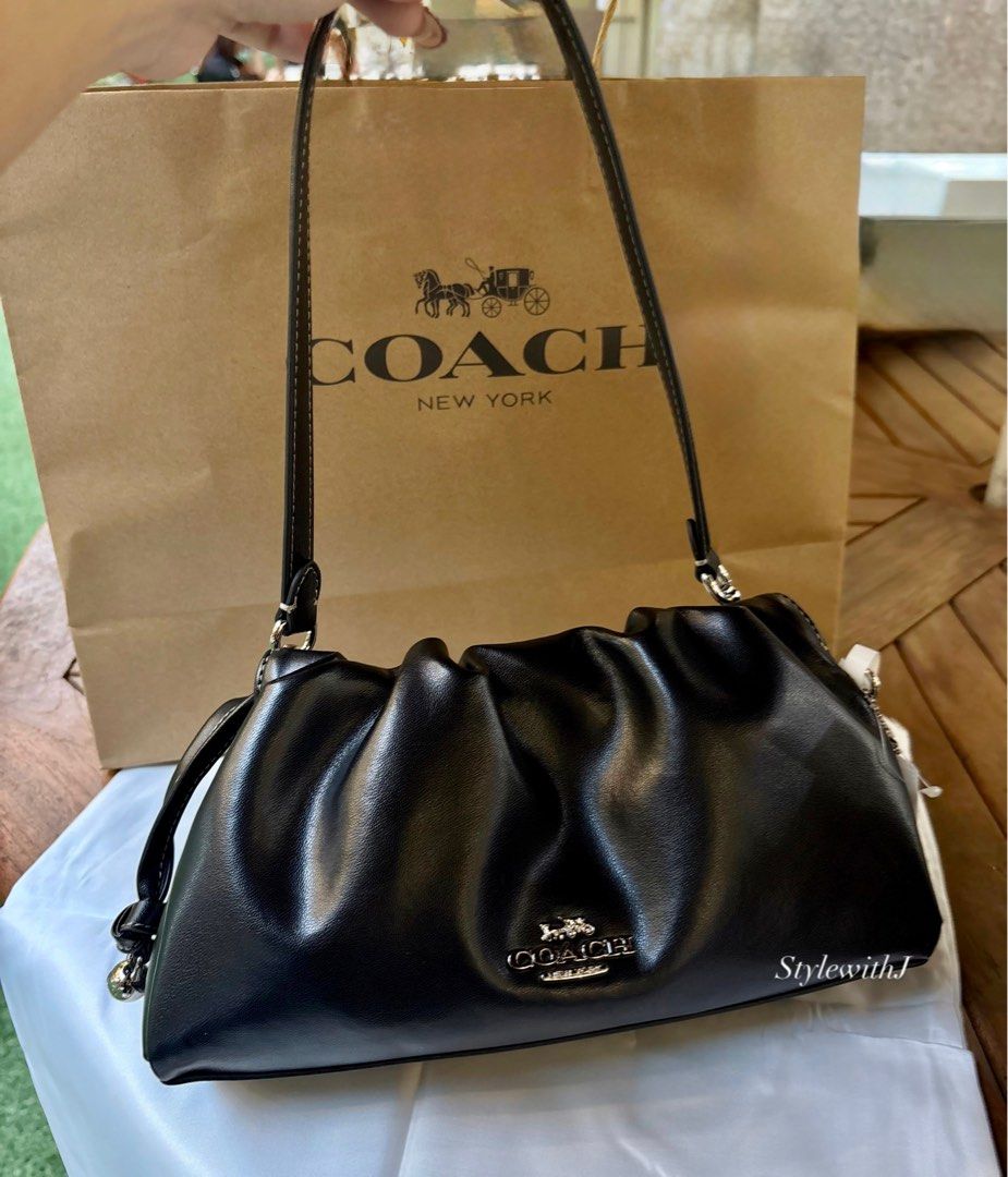Coach Faye (Category: Luxury Bags & Wallets) located in Las Pinas. Submitted by bagsnclothesby.j (Listing ID 1413187384, Image 1). Description: 📩 DM for more details! 🛵 Lalamove / J&T Check my wall for more items 💫 Business FB Acc: JA Ri Ri No to photo grabbing ❌.