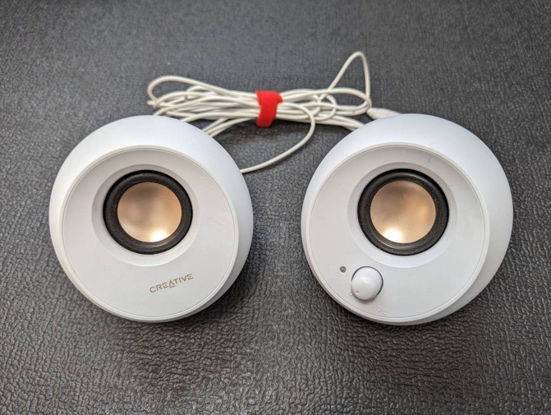 Creative Pebble Speakers - White