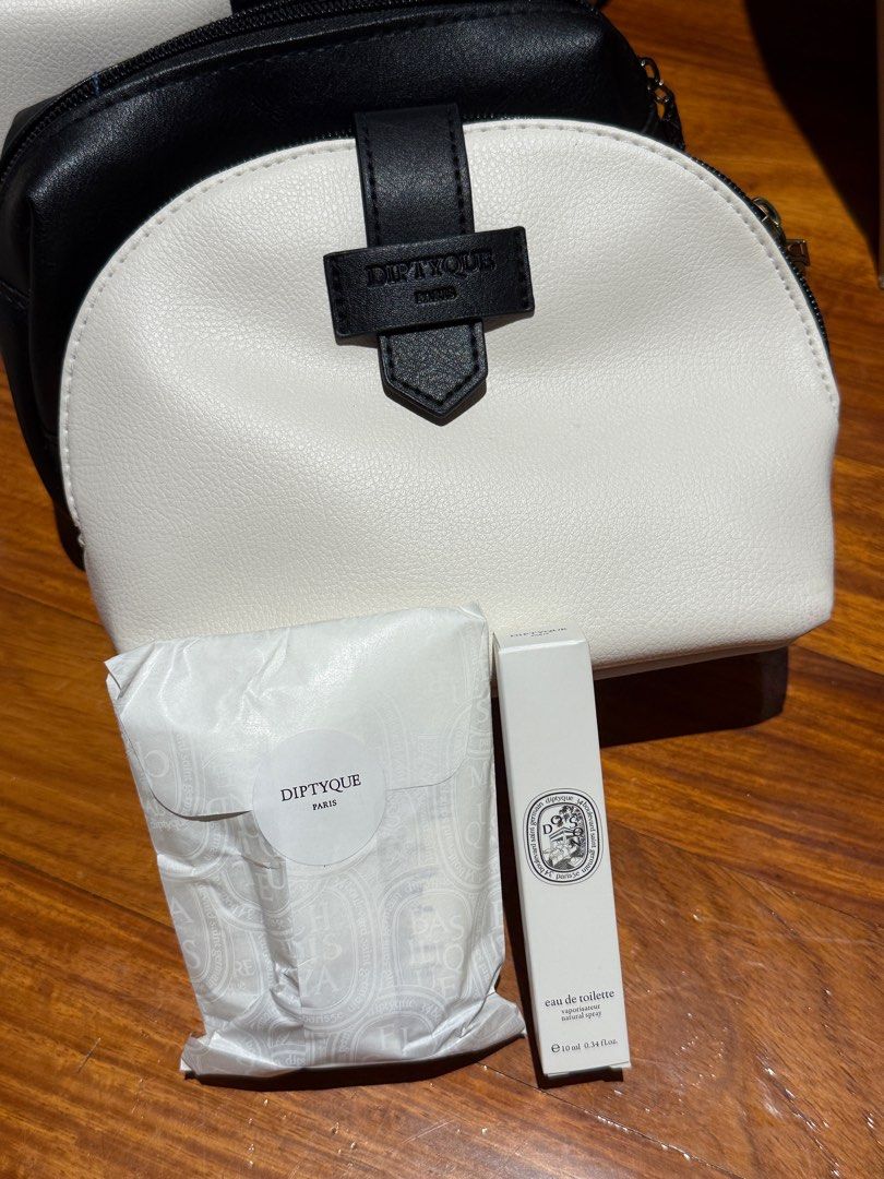 Diptyque set (Category: Fragrance & Deodorants) located in Mandaluyong City. Submitted by msgz08 (Listing ID 1413195282, Image 2). Description: White pouch - 7pcs available inclusions: Doson 10ml body lotion lip balm face lotion Black pouch - 1 pc inclusions: Philosykos 10ml body lotion lip balm face lotion .