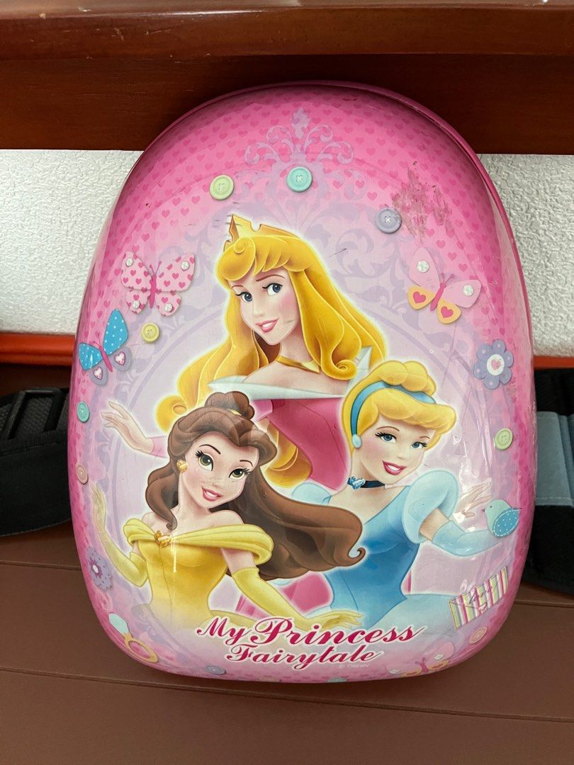 Disney Princess hardshell backpack (Category: Diaper Bags & Wetbags) located in Quezon City. Submitted by muffet9 (Listing ID 1413047035, Image 1). Description: Relatively clean Hard shell backpack No flaws Has big compartment inside .