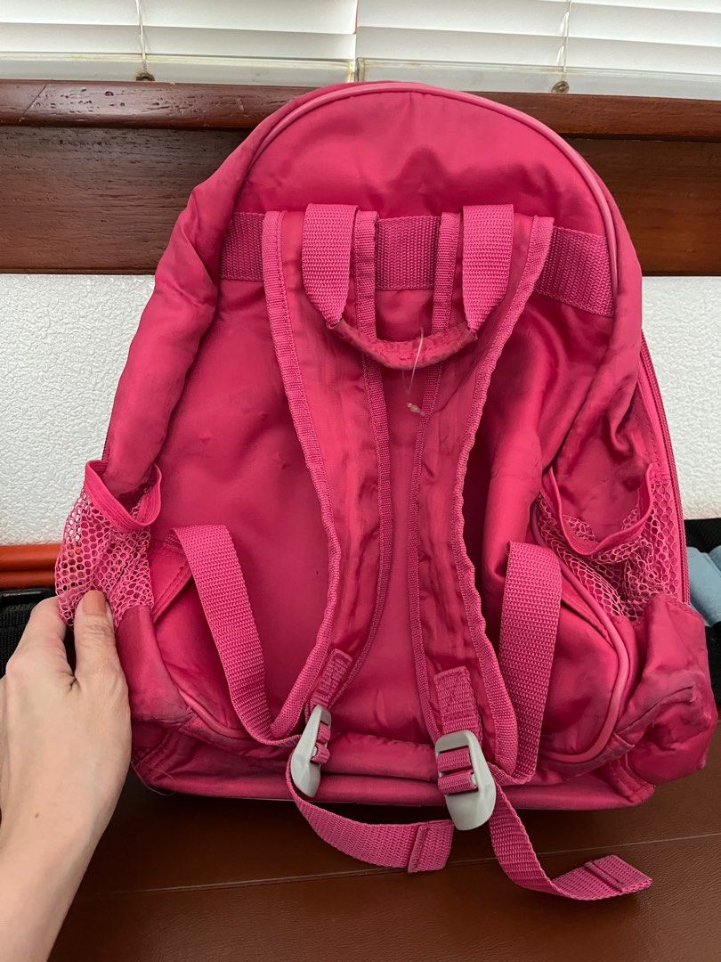 Disney Princess hardshell backpack (Category: Diaper Bags & Wetbags) located in Quezon City. Submitted by muffet9 (Listing ID 1413047035, Image 2). Description: Relatively clean Hard shell backpack No flaws Has big compartment inside .