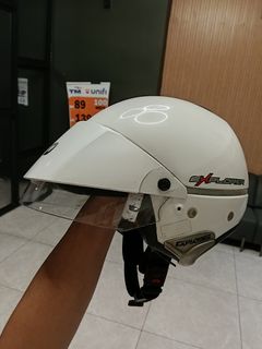 (Category: ) located in . Submitted by juraganhelmets (Listing ID 1413204216, Image 1). Description: .
