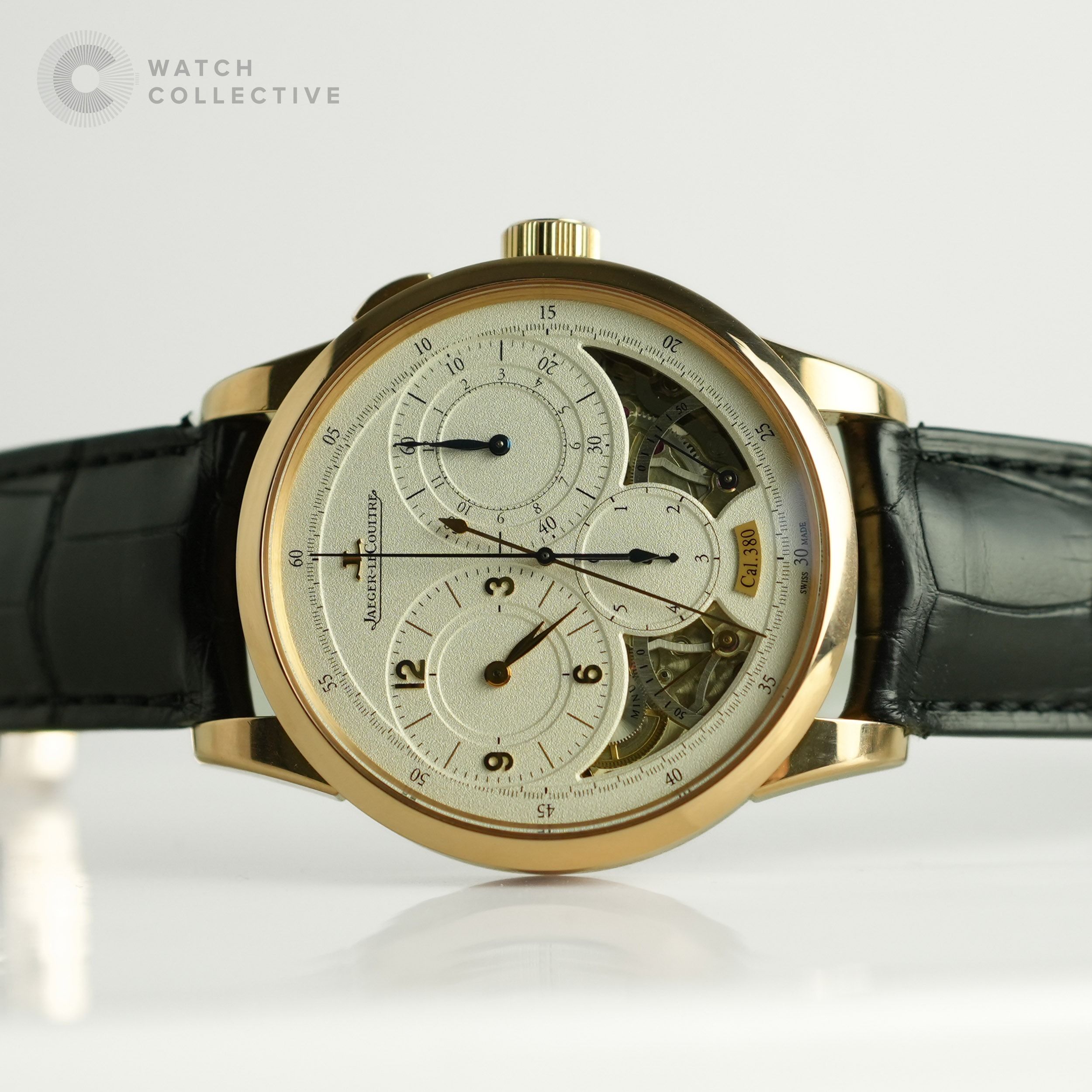 📦FULL SET w LOUPE📝 Jaeger-LeCoultre Duometre 18k Rose Gold manual 42mm Q6012521 (Category: Watches) located in Singapore. Submitted by watchcollective (Listing ID 1413126157, Image 2). Description: Jaeger-LeCoultre Duometre 18k Rose Gold manual 42mm Reference Number: Q6012521 Condition: Lightly Used Comes with: Complete Set Size: 42mm Case Material: 18K Rose Gold Strap Material: Leather Strap Dated: June 2018 SKU: JL-WC45831-0002 --- Pm to reac
