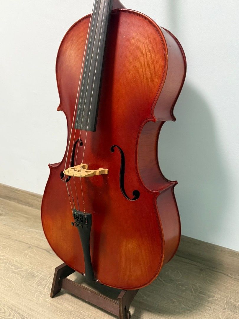 3/4 - Size Cello with Bow, Hobbies & Toys, Musical Instruments on Carousell