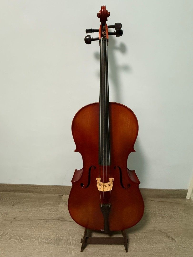 3/4 - Size Cello with Bow, Hobbies & Toys, Musical Instruments on Carousell