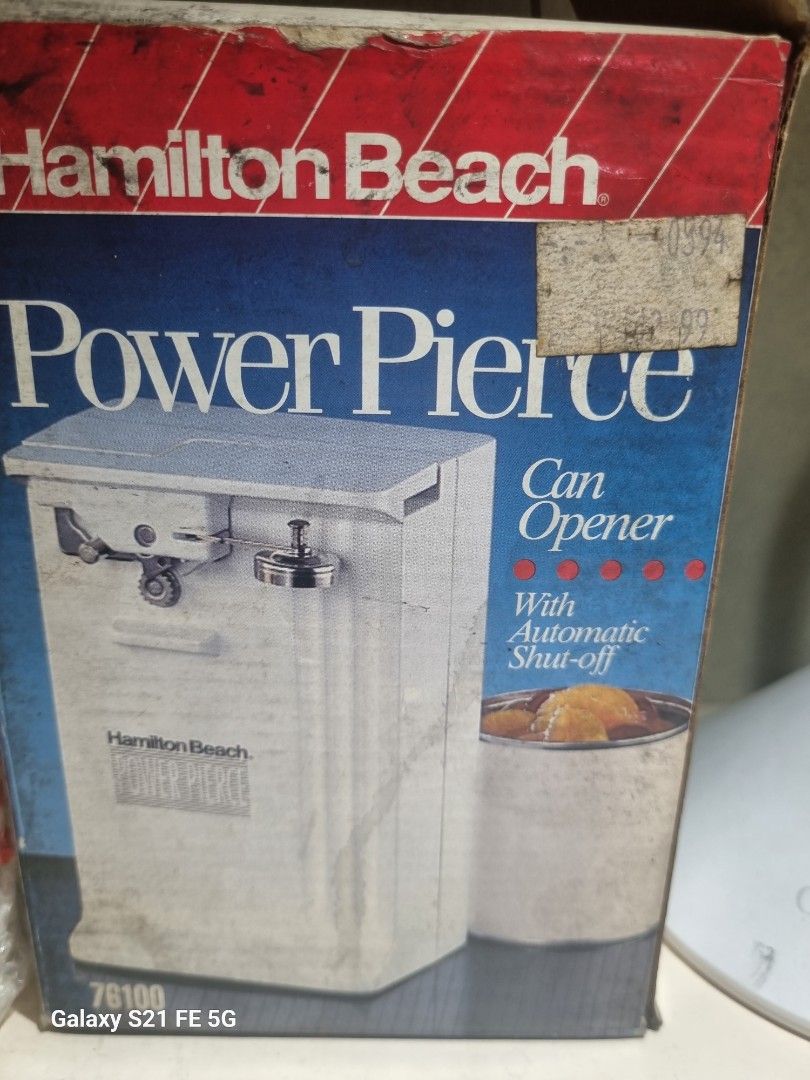 Hamilton Beach Power Pierce Can Opener (Category: Other Kitchenware & Tableware) located in Marikina City. Submitted by picker_seller17 (Listing ID 1413065967, Image 2). Description: - Hamilton Beach Power Pierce can opener w/ automatic shut off - White color - Automatic shut-off feature - Includes original box - Model number: 76100 unused working 120v.